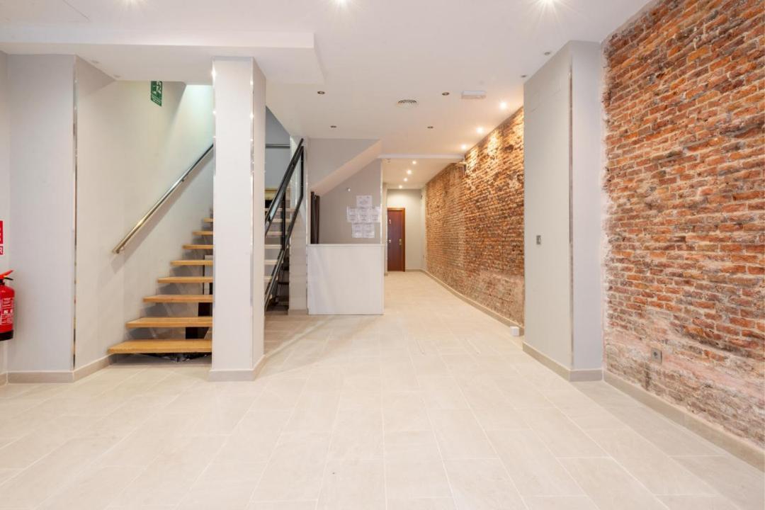 1 Bedroom 1 Bathroom Furnished - Justicia - Modern - Mintystay Madrid Exteriör bild
